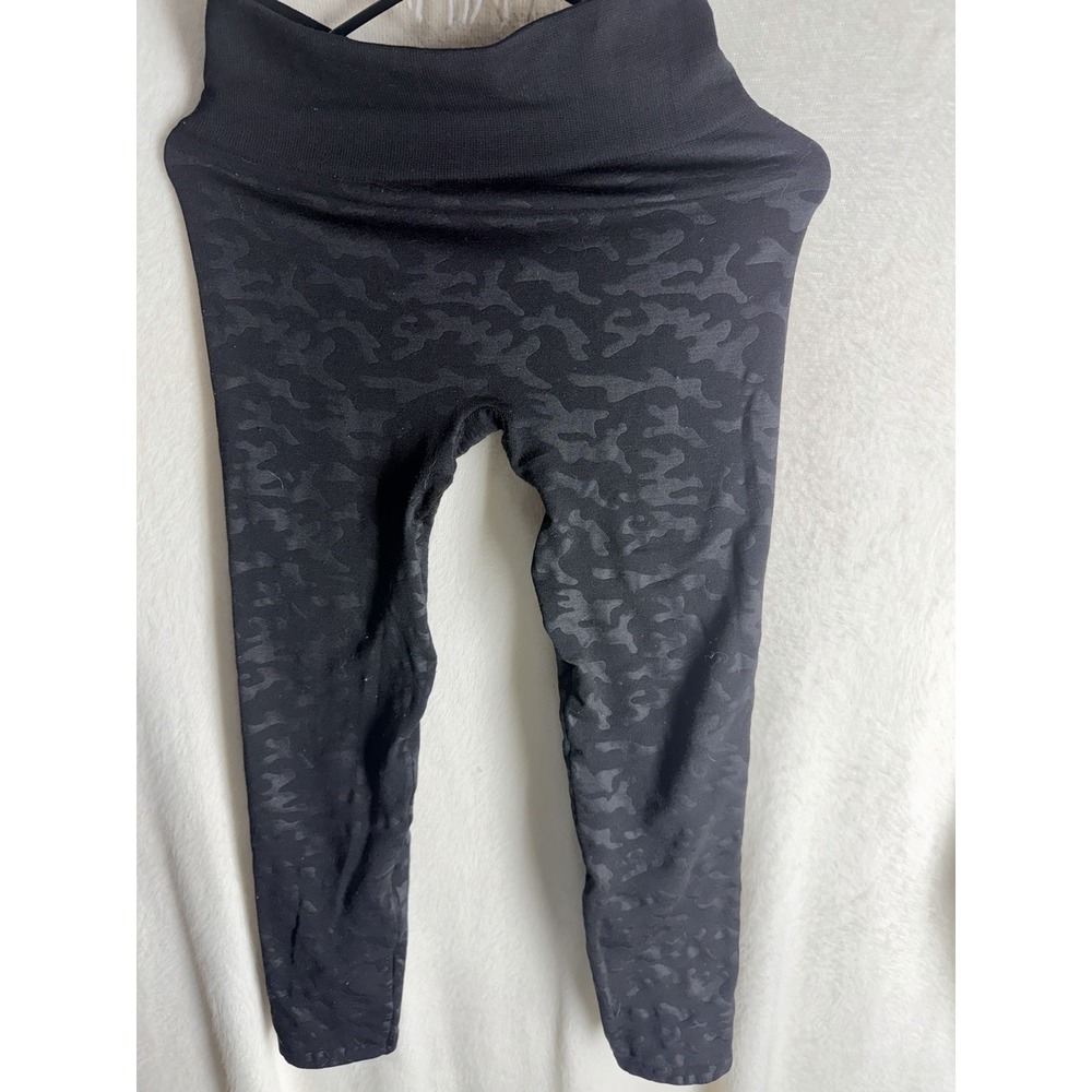 GAAHUU Leggings Womens M Black Camo Embossed High Waist Stretch Activewear